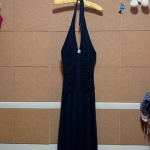 OXOXO collection womens evening dress in a beautiful black size medium 😍 ❤️ ♥️
